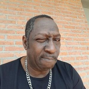 Meet your Posher, Larry